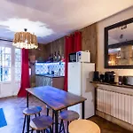 度假居 Agreable Maison Au Pied Du Chateau *