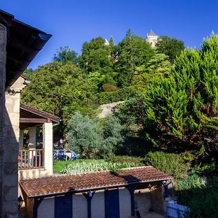 Agreable Maison Au Pied Du Chateau Vakantiehuis