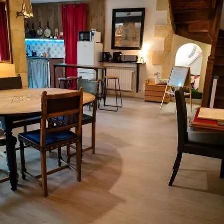 Сasa de vacaciones Maison Au Pied Du Chateau *