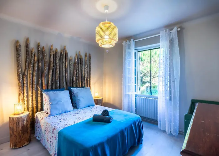 Agreable Maison Au Pied Du Chateau